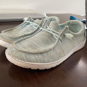 Hey Dudes women’s shoes